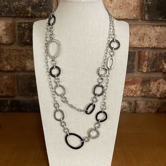 Vintage Accessories - Chain link 40” hammered metal and plain loops necklace or belt